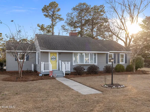 104 George Street, Beaufort, NC 28516