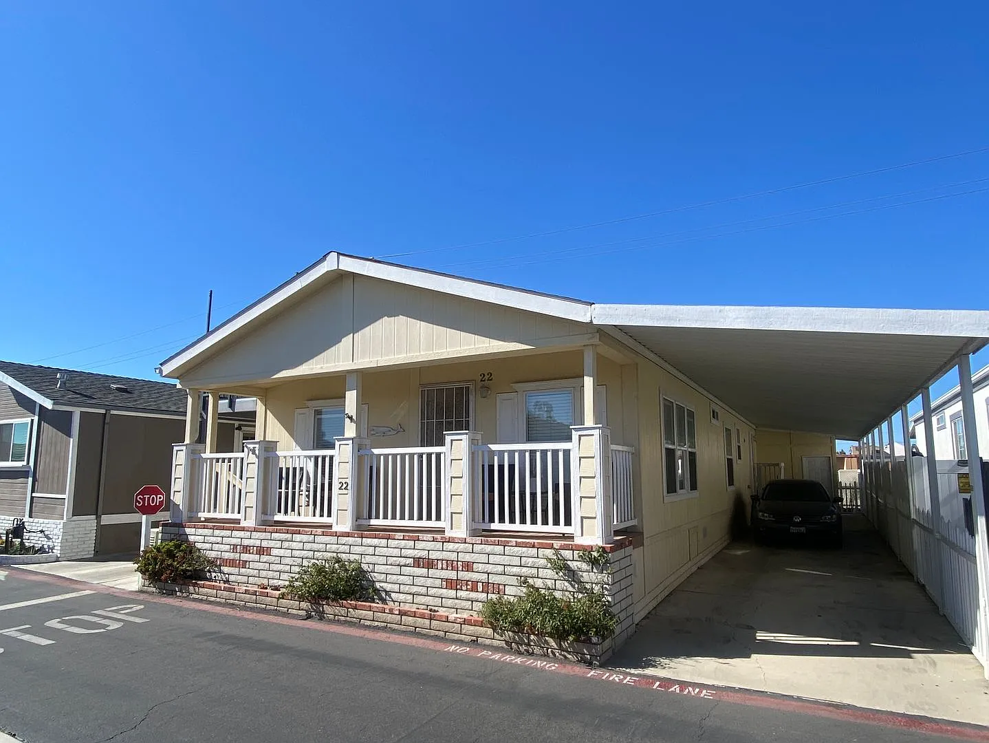 Walking Distance to Huntington Beach — Photo 1