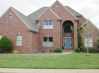 1766 Waters Rdg, Newburgh, IN 47630