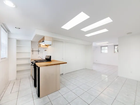 485 Humboldt Street image 1 of 4