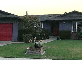 6225 N Callisch Ave, Fresno, CA