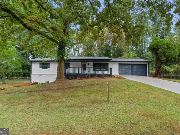 5057 Vonn Pl, Stone Mountain, GA 30087