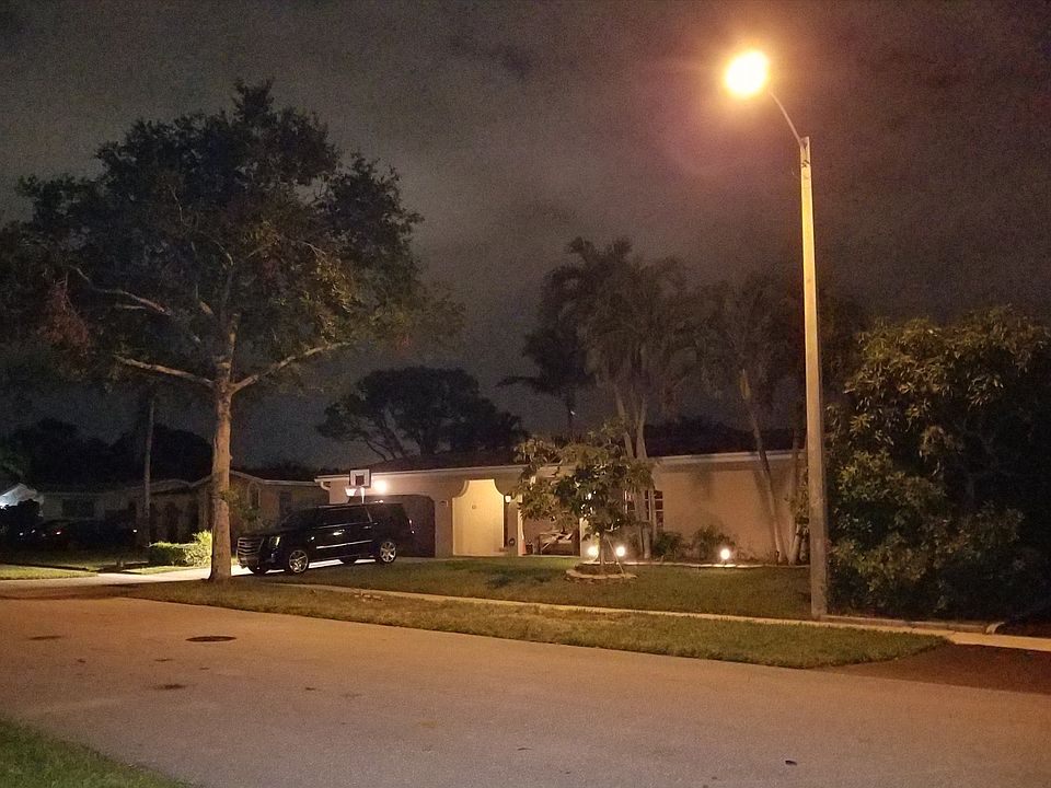 2nd image of 10469 NW 4th St