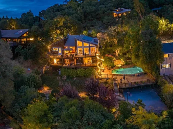 2549 Grosse Avenue, Santa Rosa, CA 95404