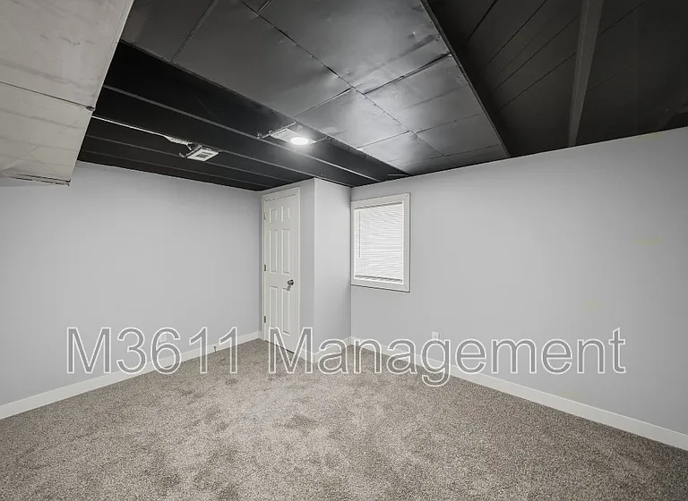 6928 Ballard Ave — Photo 28