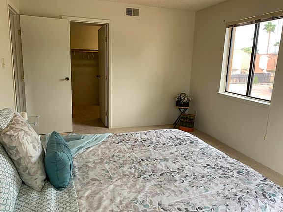 5th image of 6335 N Barcelona Ln Unit 718