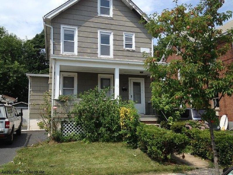 2nd image of 129 Vosseller Ave