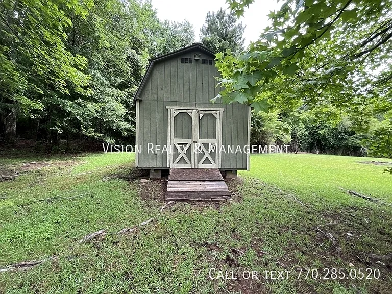 106 Barton Ln — Photo 33