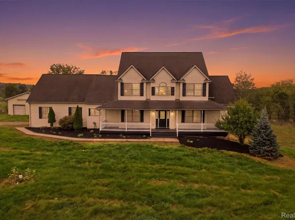 2974 Cedar Lake Rd, Howell, MI 48843