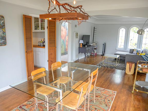 2nd image of 1459 Elevado St