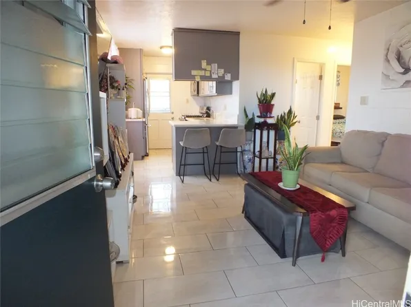 828 Puuhale Rd APT 210, Honolulu, HI 96819