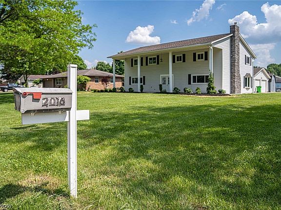 2nd image of 2016 Viking Ave