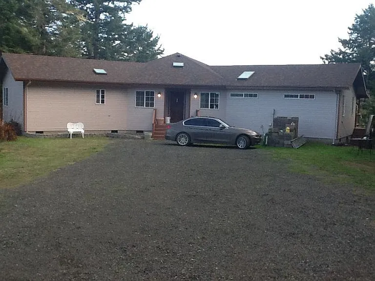 70909 Devore Arm Rd — Photo 3