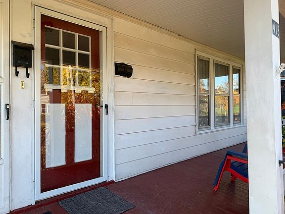 3rd image of 411 Durston Ave #1