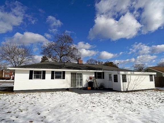2nd image of 11 Abington Ave