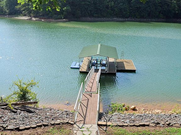 Image 2: Dock