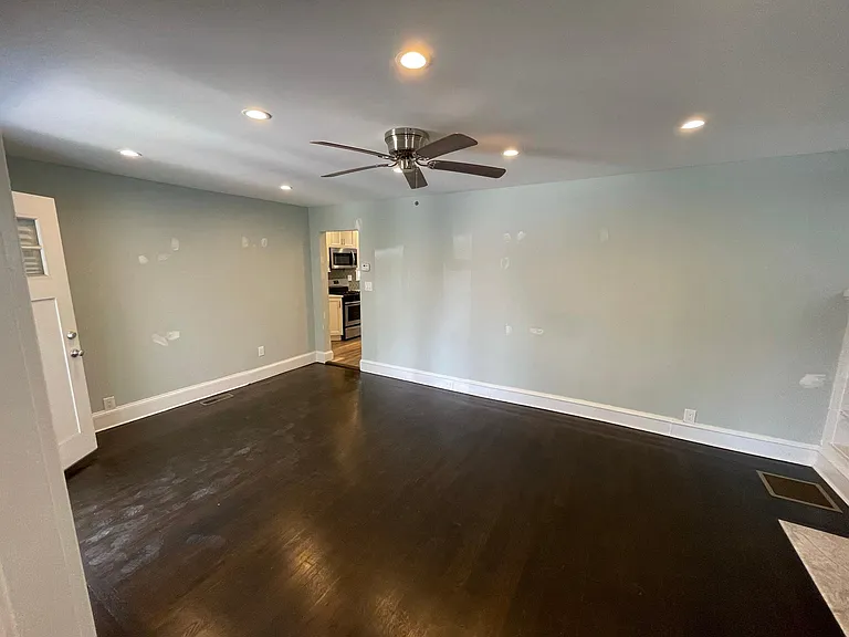 37 Wyoming Ave #1 — Photo 5