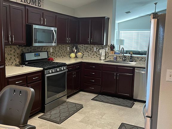 3rd image of 8329 N Thyme Way