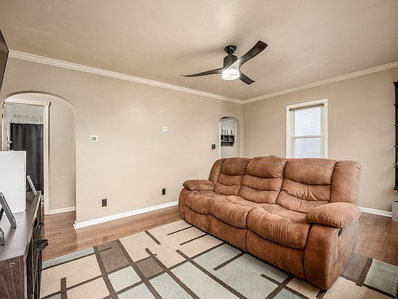 4th image of 1226 Mifflin Ave