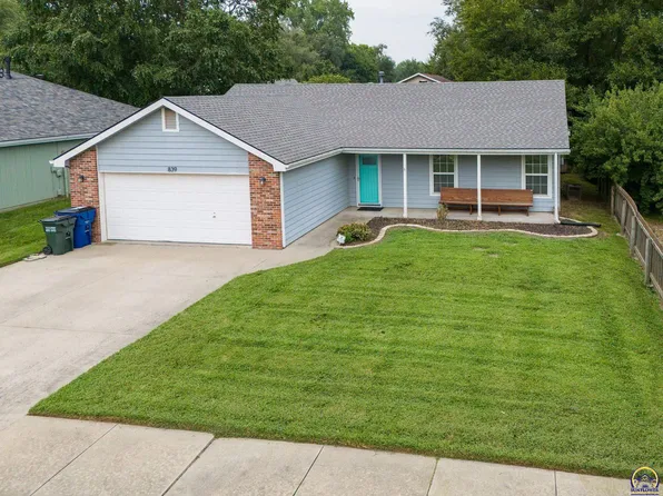 839 Oak St, Lawrence, KS 66044