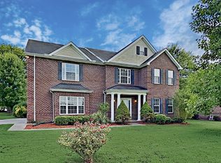 574 Hillside Ln, Gallatin, TN 37066