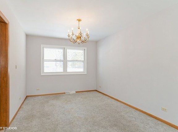 4th image of 3665 N Firestone Dr