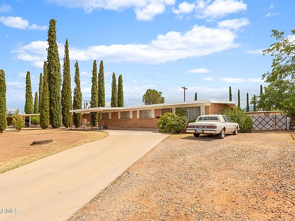 2nd image of 1400 ANDREA Drive