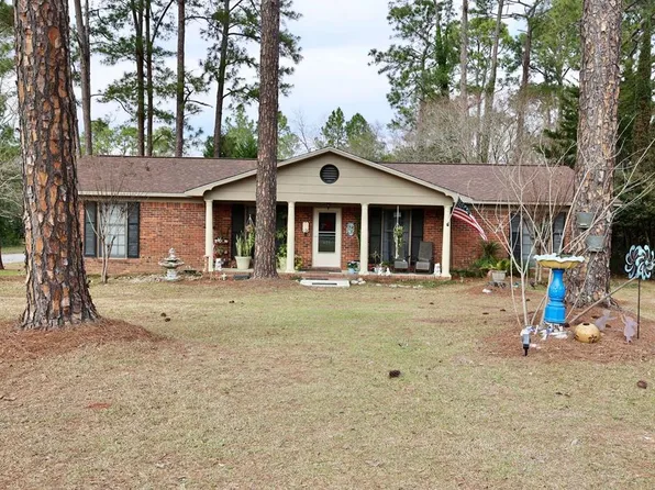 325 30th St E, Tifton, GA 31794