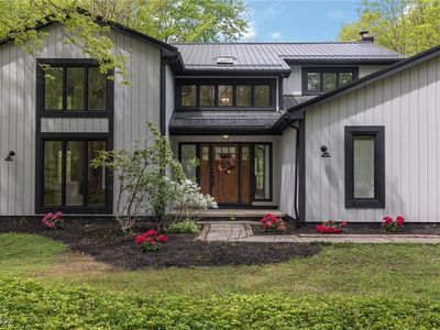 17130 Abbey Rd, Chagrin Falls, OH, 44023