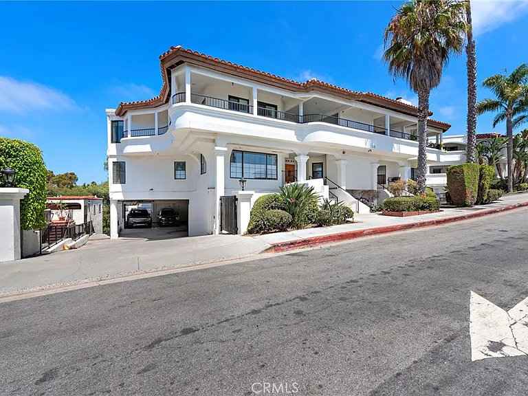 210 Avenida Montalvo — Photo 3