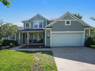 920 Thornapple Club Ct SE, Ada, MI 49301