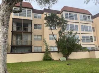 7300 NW 17th St #320A, Fort Lauderdale, FL 33313
