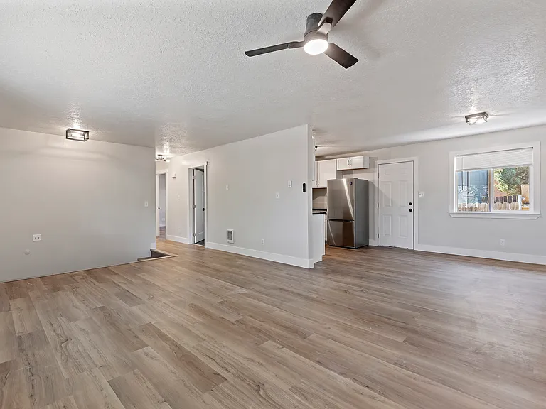 1328 S Michigan Ave #2 — Photo 2