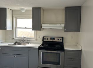 21 Lawe St #1R, Indian Orchard, MA 01151