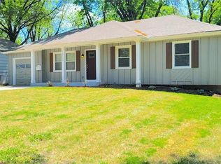 10209 W 88th Ter, Overland Park, KS 66212