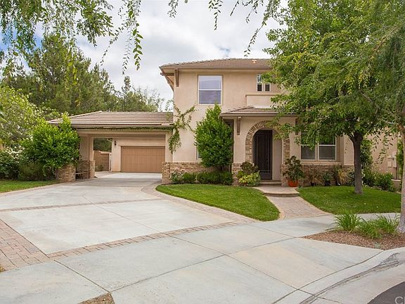 2nd image of 39730 Westchester Ct