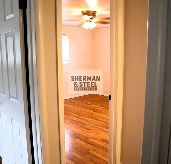 1866 S Davis Blvd — Photo 22