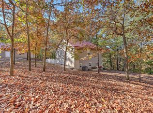 10493 Tara Ln, Rogers, AR 72756