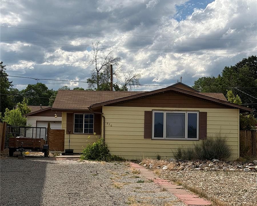 1st image of 826 C Street