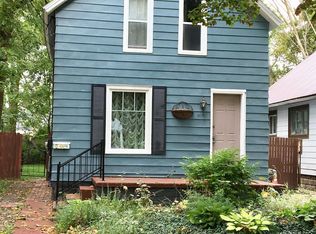 1413 Illinois Ave, Lansing, MI 48906