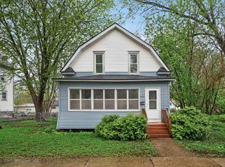 893 22nd Ave SE, Minneapolis, MN 55414