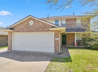 2406 Antelope Ln, College Station, TX 77845