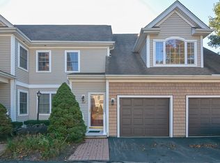 707 Hampton Way, Abington, MA 02351