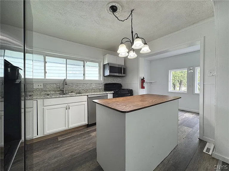 318 W Hoard St — Photo 17