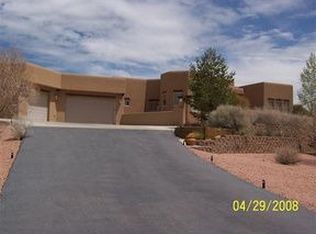 5750 Wildwood St, Farmington, NM 87402