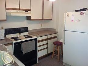 5th image of 35148 Sheffield St