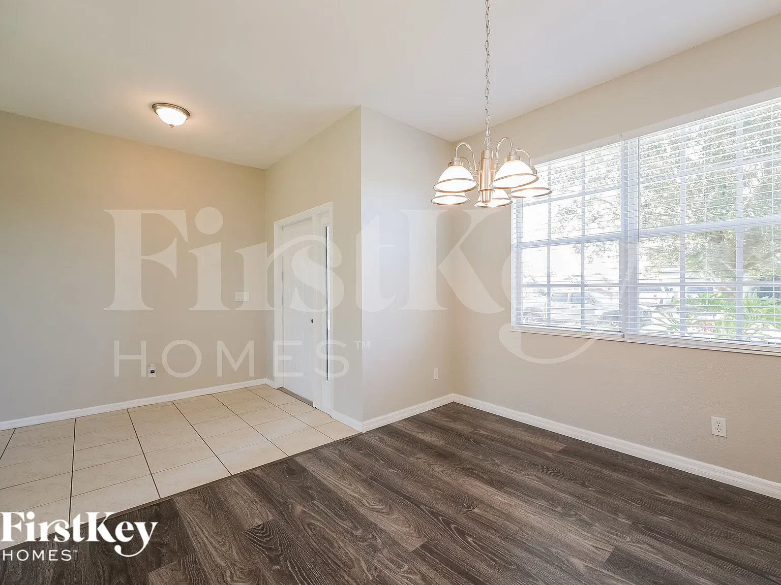 4 bed, 3.0 bath, 2364 sqft, $1,950 — Photo 4