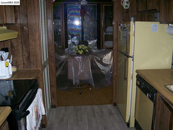 3rd image of 688-040 Hollywood Way