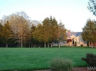 860 Honeyridge Rd, Catawissa, MO 63015