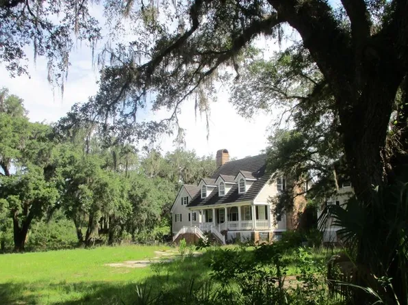 7675 NW 44th Blvd, Lake Panasoffkee, FL 33538